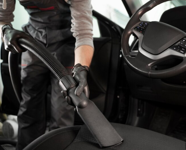 The best commercial vehicle washing service