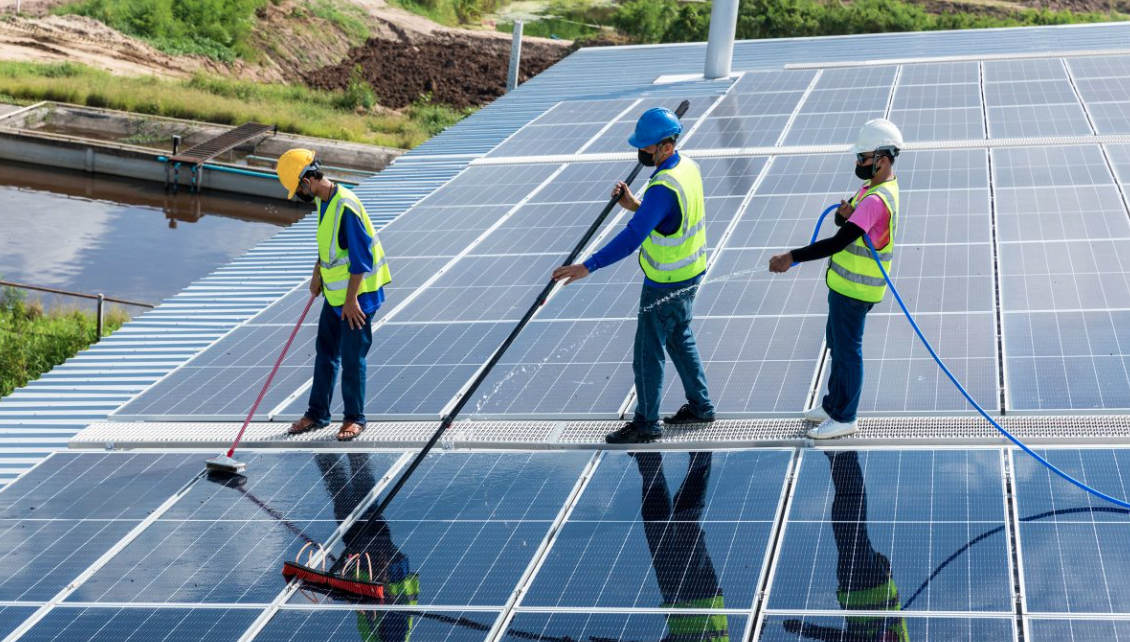 Professional Solar Panel Cleaning in OC